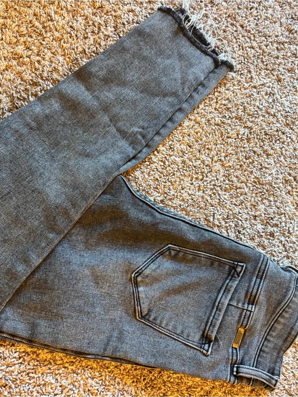 KanCan Women’s Skinny Jeans in Washed Gray